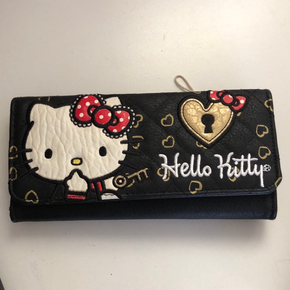 Hello Kitty Lounge Fly Wallet